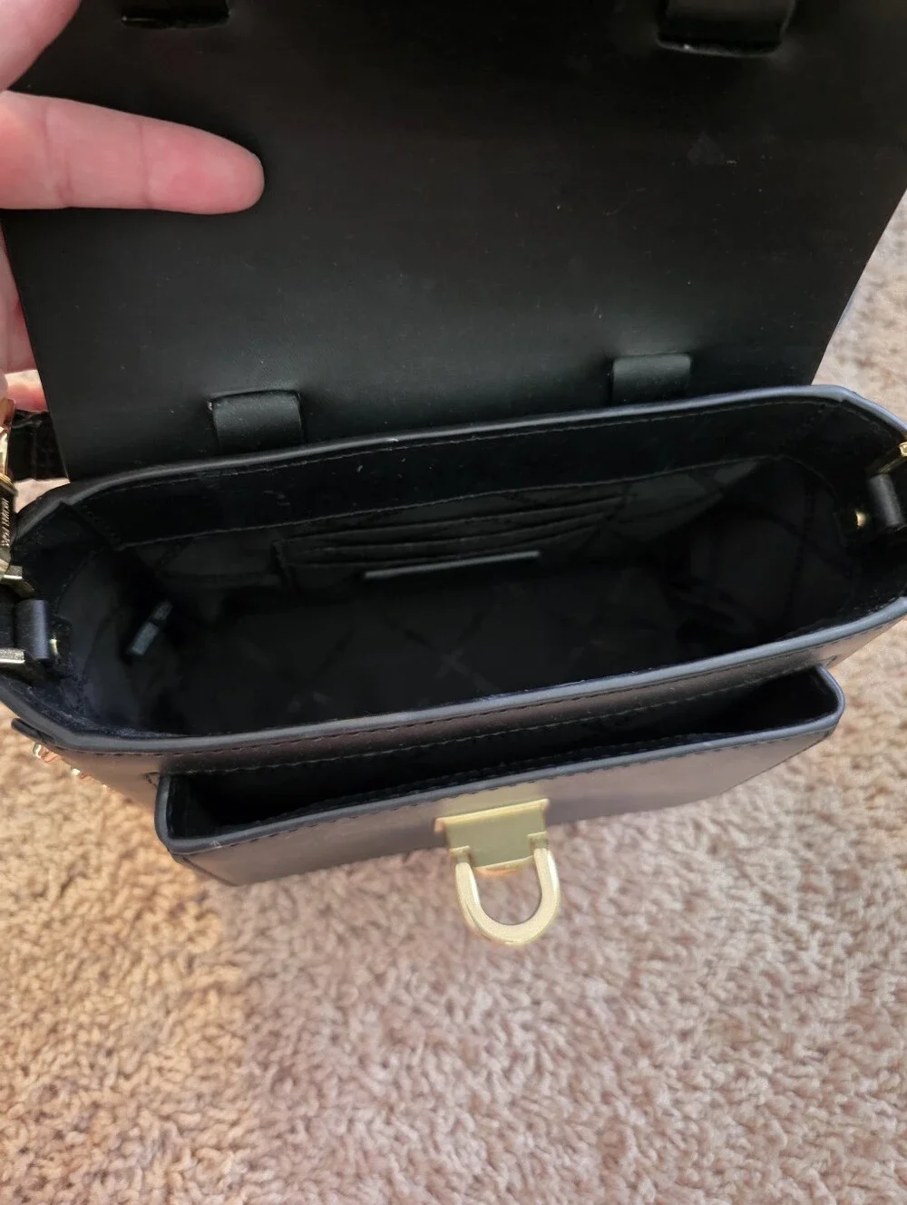 Michael Kors Manhattan Leather Stud Shoulder Bag Crossbody Flap Lock Black Gold